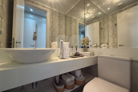 Apartamento à venda com 3 suítes em Jardim Marajoara, São Paulo, SP