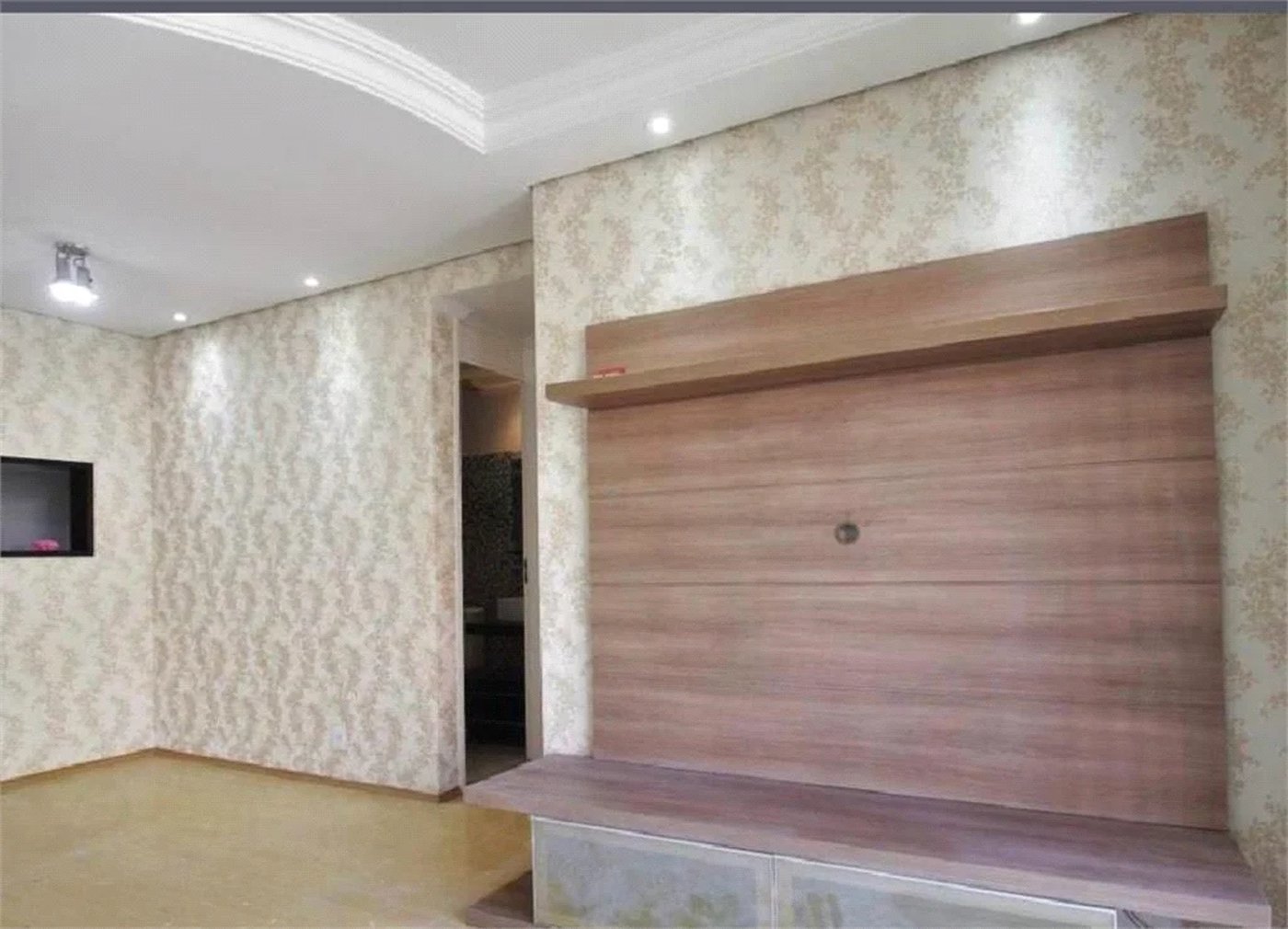 Apartamento à venda com 3 quartos, sendo 1 suíte,  em Jardim Ampliação, São Paulo, SP