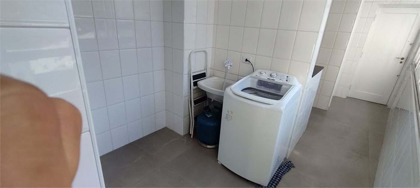 Apartamento Residencial à venda, Pitangueiras, Guarujá - AP0444.