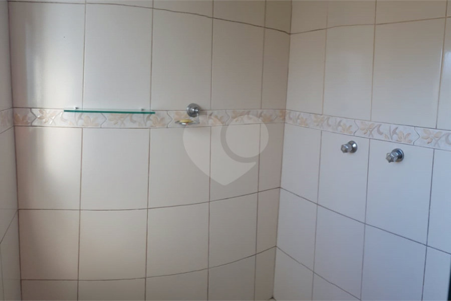 Sobrado à venda com 2 quartos, sendo 1 suíte, em Tremembé, São Paulo, SP