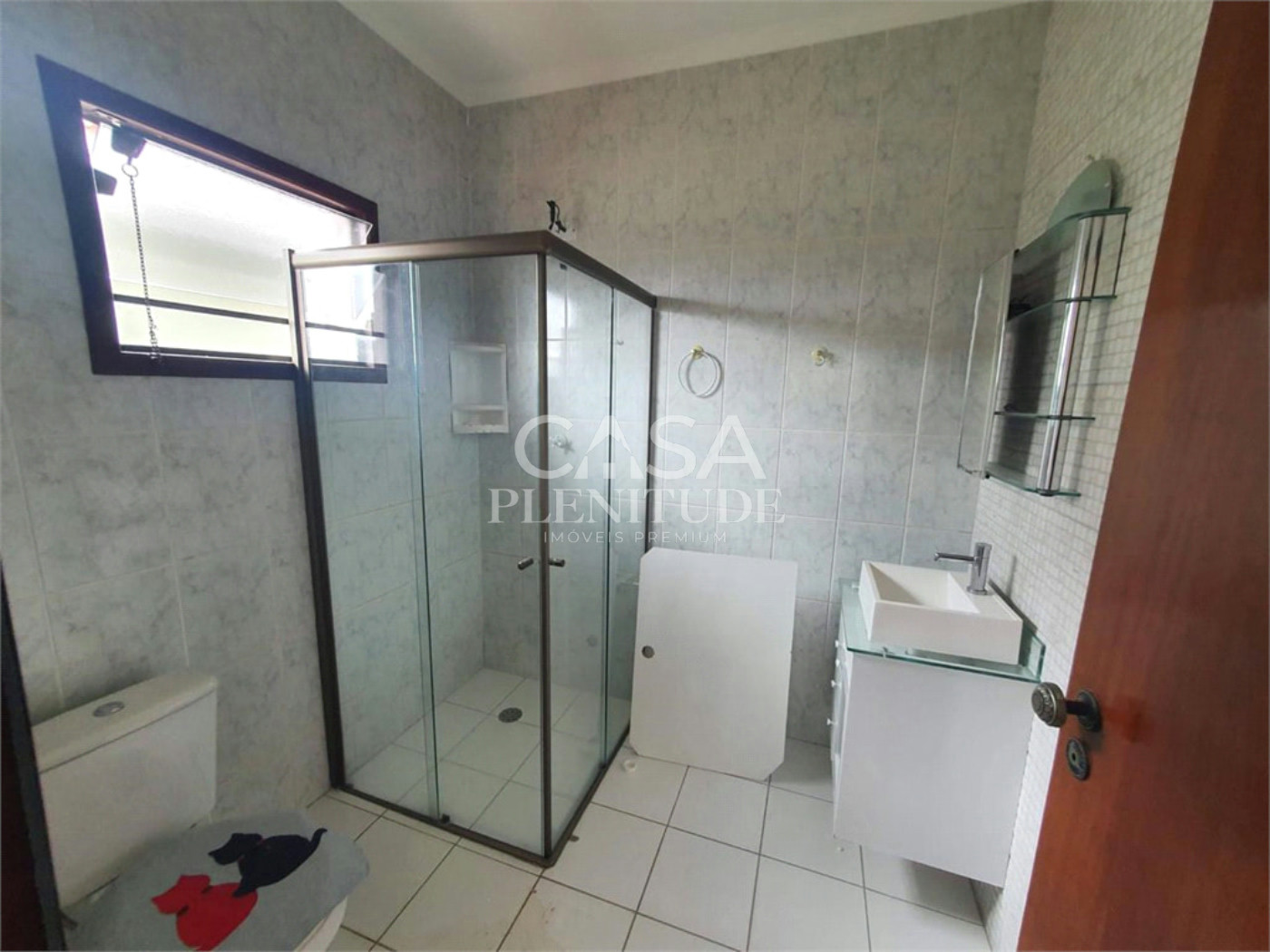 Casa em condomínio à venda com 4 quartos, sendo 3 suítes,  em Granja Olga II, Sorocaba, SP