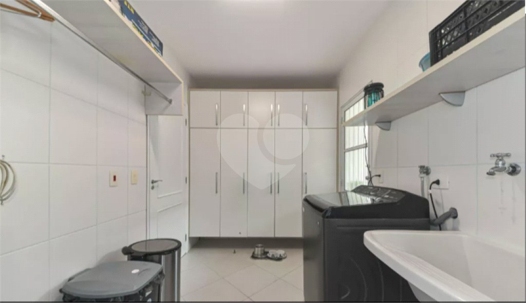 Sobrado à venda com 4 quartos, sendo 2 suítes,  em Campo Belo, São Paulo, SP