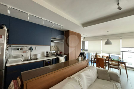 Apartamento à venda com 2 quartos, sendo 1 suíte,  em Vila Romana, São Paulo, SP