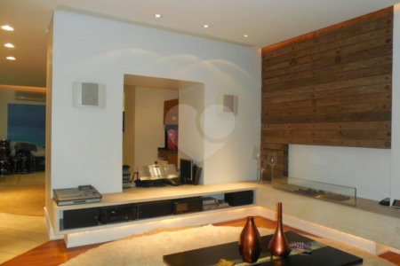 Casa à venda ou para alugar com 4 suítes no condomínio Villa Imperial, São Paulo - SP