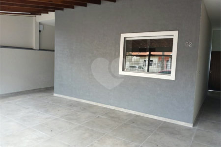 Casa de Vila à venda com 3 quartos, sendo 1 suíte, em Jardim Wanel Ville V, Sorocaba, SP