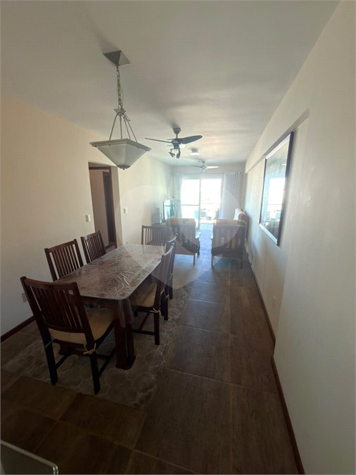 Apartamento à venda com 2 quartos, sendo 1 suíte,  em Vila Nova, Cabo Frio, RJ