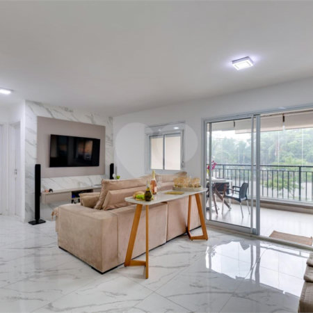 Apartamento à venda com 2 suítes em Santo Amaro, São Paulo, SP