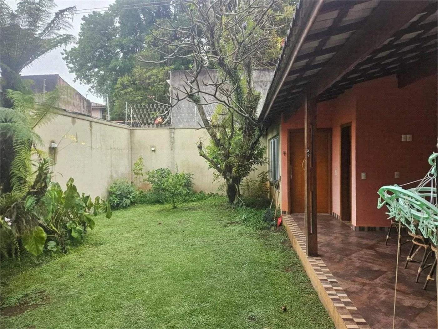 Sobrado à venda com 4 quartos, sendo 2 suítes, em Brooklin Paulista, São Paulo, SP