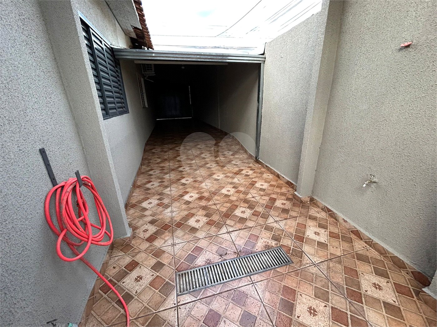 Casa à venda com 4 quartos, sendo 1 suíte, no Centro, Cravinhos, SP