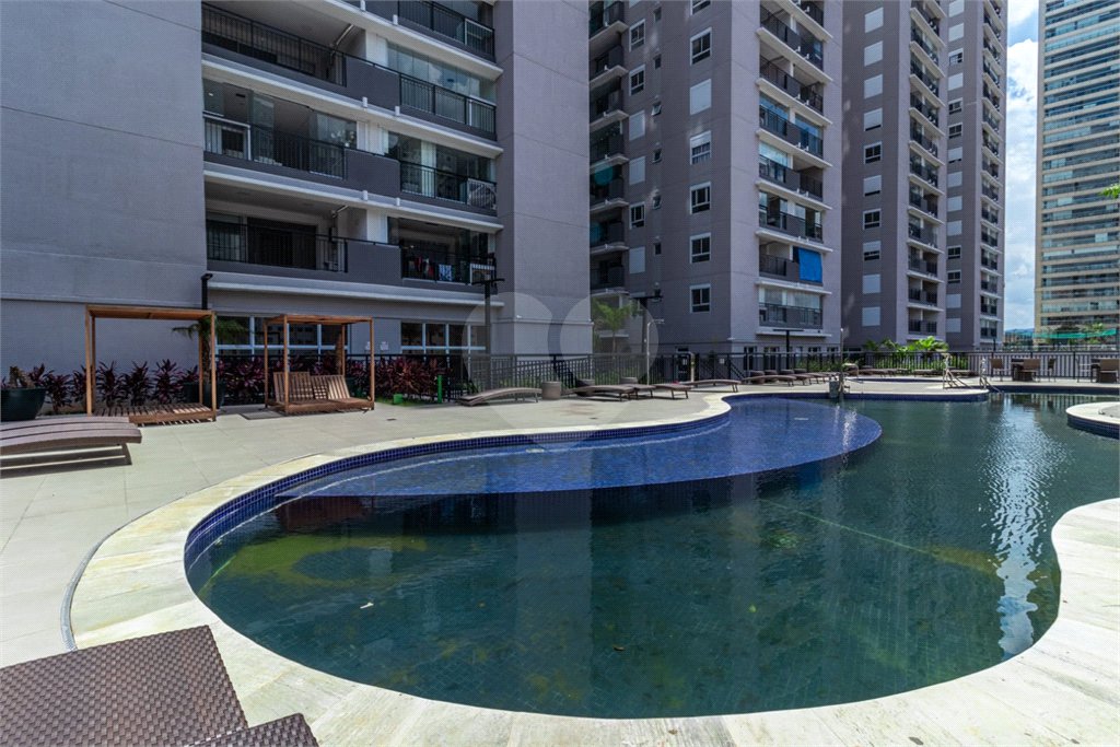 Apartamento à venda com 3 quartos, sendo 1 suíte, em Barra Funda, São Paulo, SP