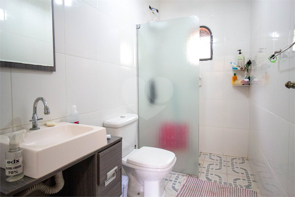 Casa à venda ou para alugar com 5 quartos, sendo 2 suítes, no condomínio Restinga Verde, São Roque - SP
