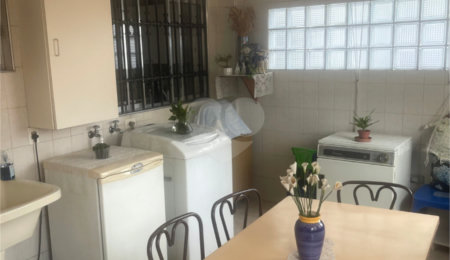 Sobrado à venda com 3 quartos em Vila Nova Alba, São Paulo, SP