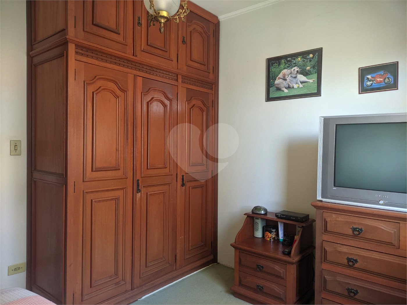 Sobrado à venda com 3 quartos, sendo 1 suíte,  em Vila Guilherme, São Paulo, SP