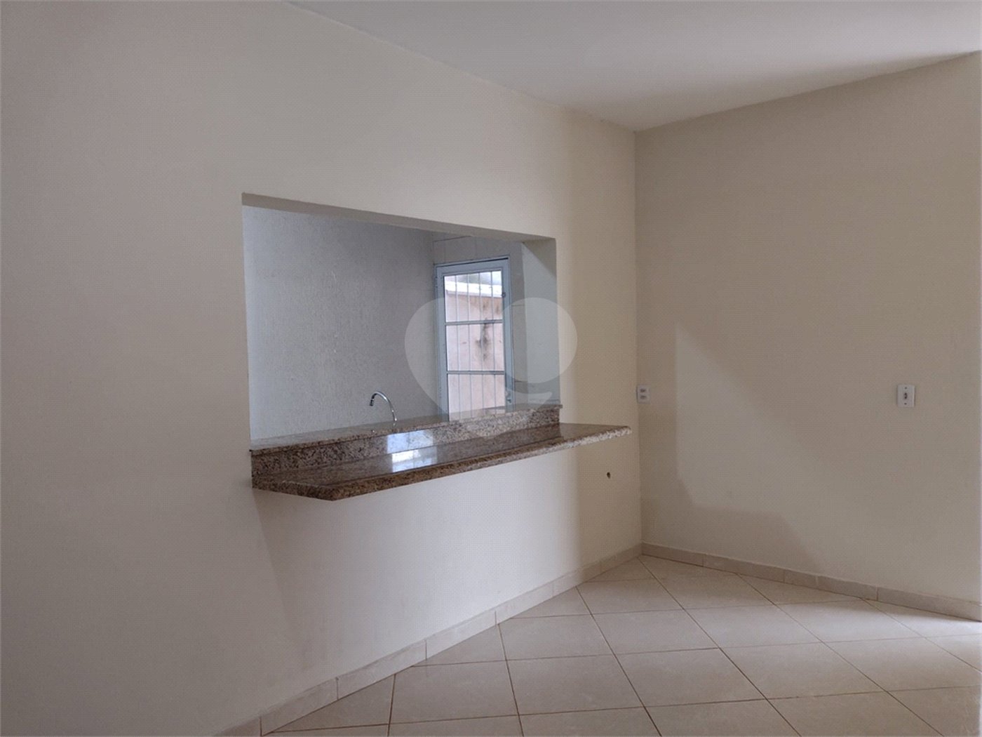 Casa à venda com 2 quartos, sendo 1 suíte, em Santa Eudóxia, São Carlos, SP
