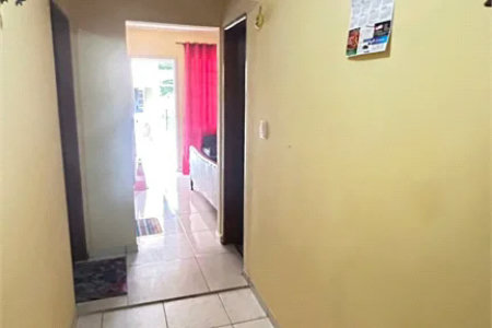Sobrado à venda com 5 quartos em Pununduva, Cotia, SP