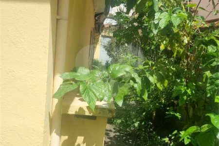 Casa Térrea à venda com 4 quartos em Vila Nivi, São Paulo, SP