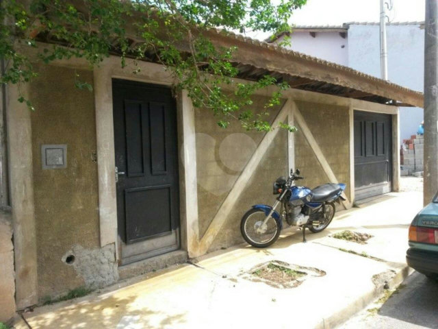 Sobrado à venda com 2 quartos em Parque São Francisco, Itatiba, SP