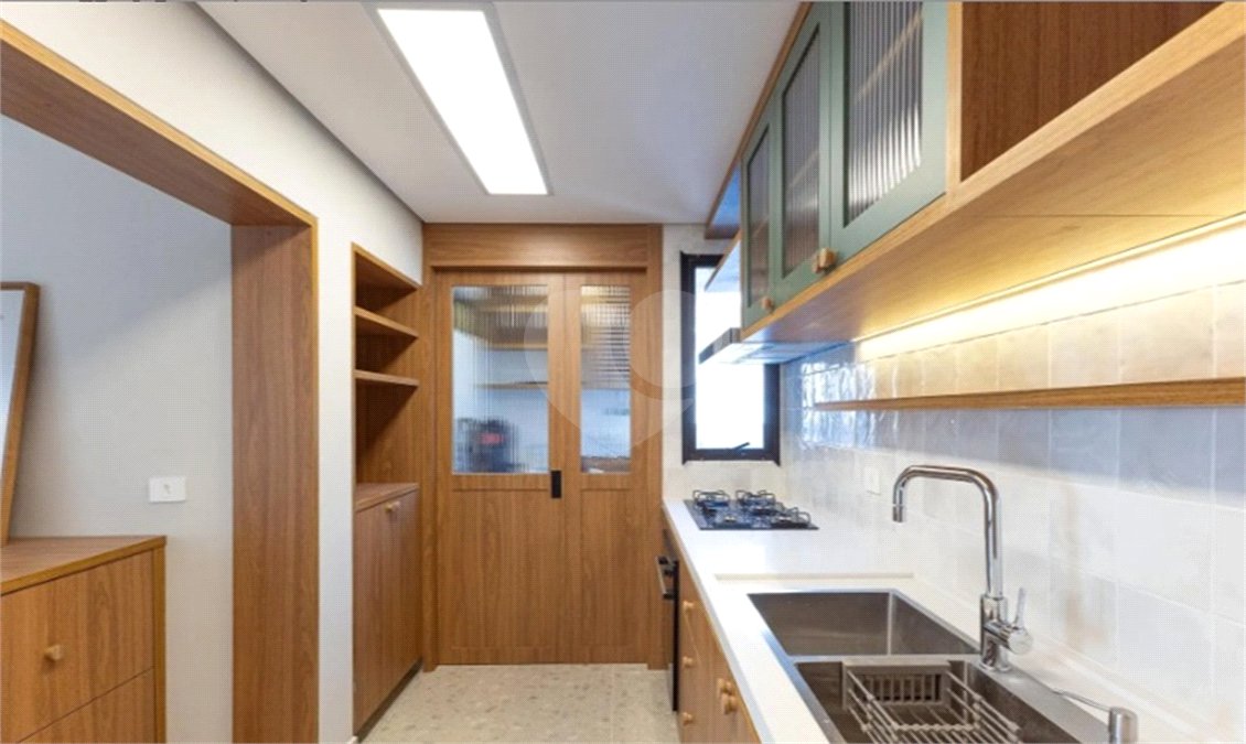 Apartamento à venda com 2 quartos, sendo 1 suíte, em Vila Olímpia, São Paulo, SP