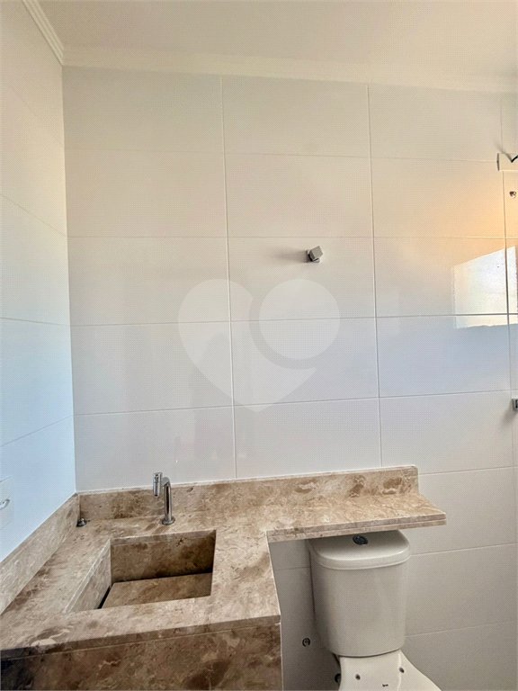 Sobrado à venda com 3 quartos, sendo 1 suíte, em Vila Mazzei, São Paulo, SP