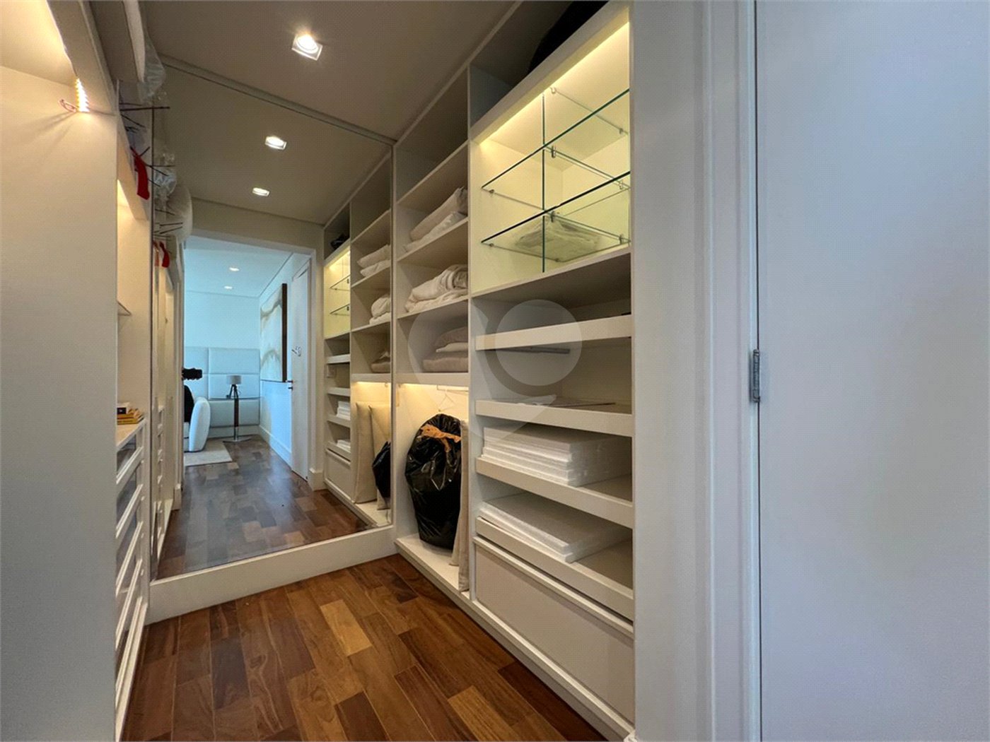 Apartamento para alugar com 4 suítes em Água Fria, São Paulo, SP
