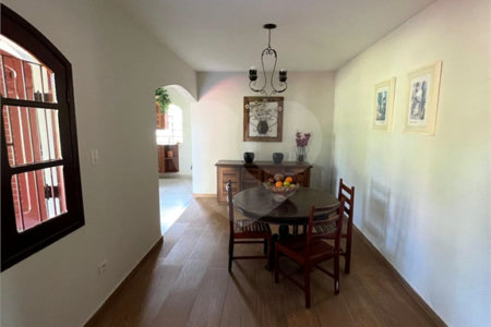 Chácara à venda com 4 quartos, sendo 2 suítes, em Jardim Conceição, São Roque, SP