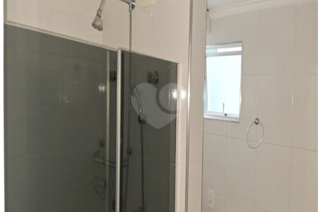 Apartamento à venda com 3 quartos, sendo 1 suíte, em Indianópolis, São Paulo, SP