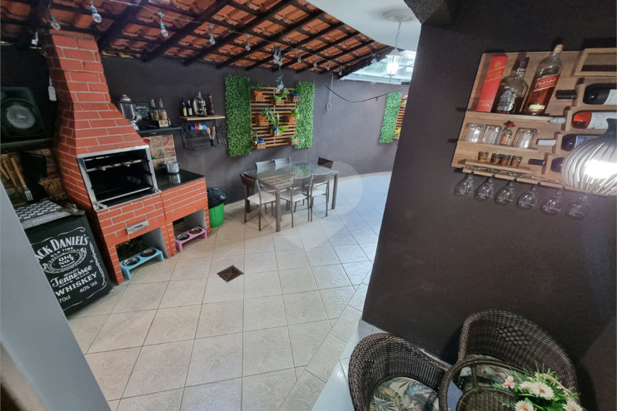 Sobrado à venda com 3 quartos, sendo 1 suíte, em Parque Capuava, Santo André, SP