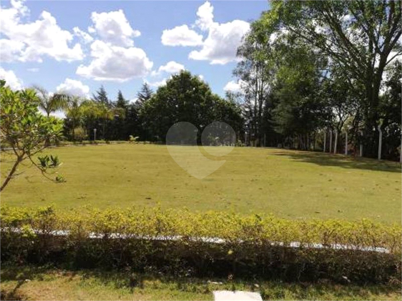 Chácara à venda com 7 quartos, sendo 6 suítes, em Monterrey, Louveira, SP