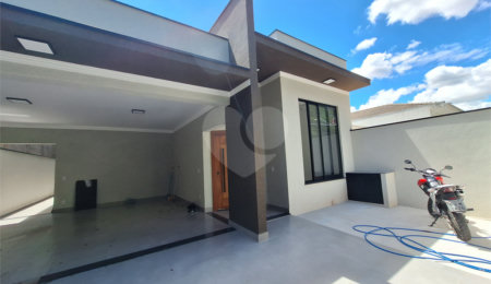 Casa à venda com 3 quartos, sendo 1 suíte,  em João Xxiii, Vinhedo, SP