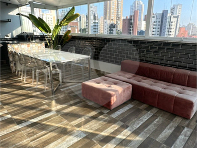 Apartamento para alugar com 3 quartos, sendo 1 suíte,  em Morumbi, São Paulo, SP