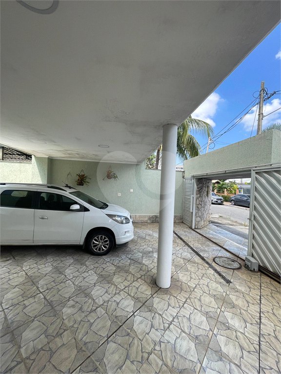 Casa à venda com 5 quartos, sendo 1 suíte, no condomínio Residencial Green Ville, Rio de Janeiro - RJ