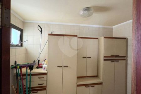 Apartamento à venda com 3 quartos, sendo 1 suíte,  no Centro, Sorocaba, SP