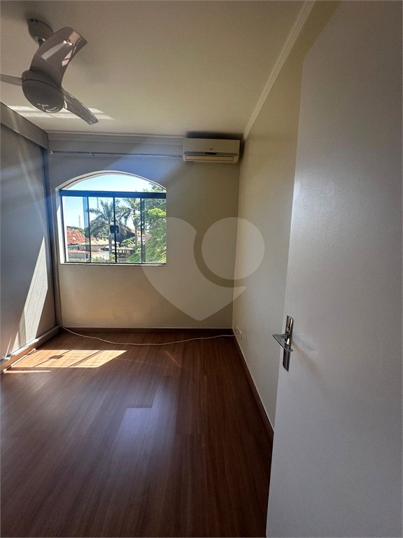 Apartamento à venda com 2 quartos, sendo 1 suíte, no Centro, Ponta Porã, MS