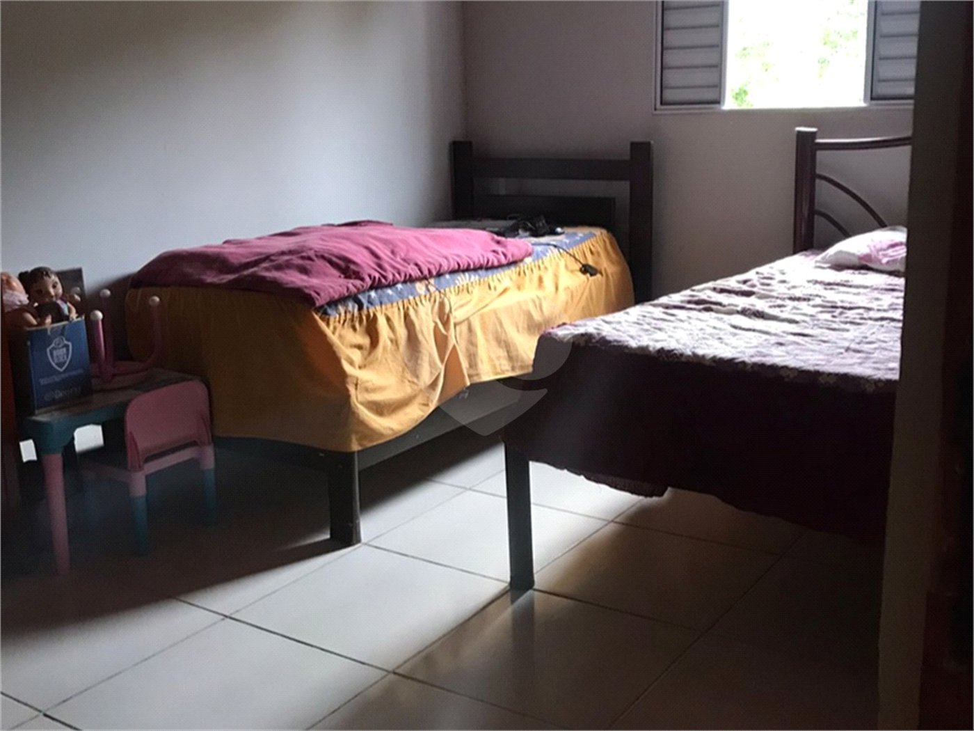 Chácara à venda com 3 quartos, sendo 2 suítes,  em Jardim Mirantes de Ipanema, Araçoiaba da Serra, SP