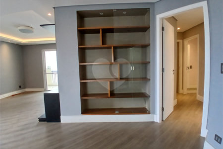 Apartamento à venda com 3 suítes em Santa Teresinha, São Paulo, SP