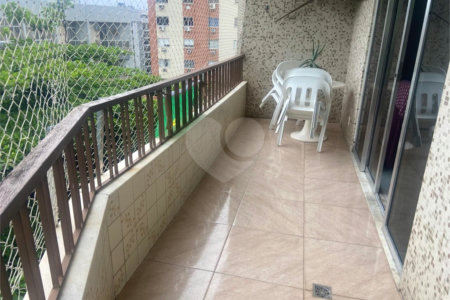 Apartamento à venda com 3 quartos, sendo 1 suíte,  em Tijuca, Rio de Janeiro, RJ