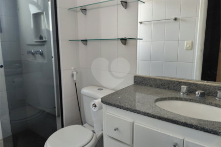 Apartamento à venda com 3 suítes em Vila Romana, São Paulo, SP