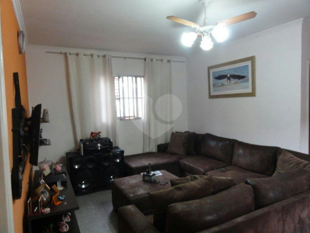 Casa Térrea à venda com 3 quartos, sendo 1 suíte,  em Vila Mazzei, São Paulo, SP