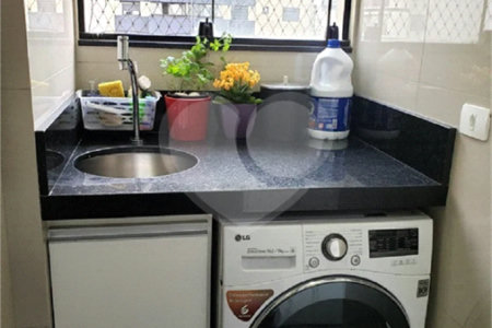Apartamento à venda com 2 suítes em Vila Firmiano Pinto, São Paulo, SP