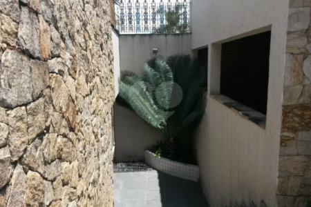 Casa à venda com 3 quartos, sendo 1 suíte,  em Santana, São Paulo, SP
