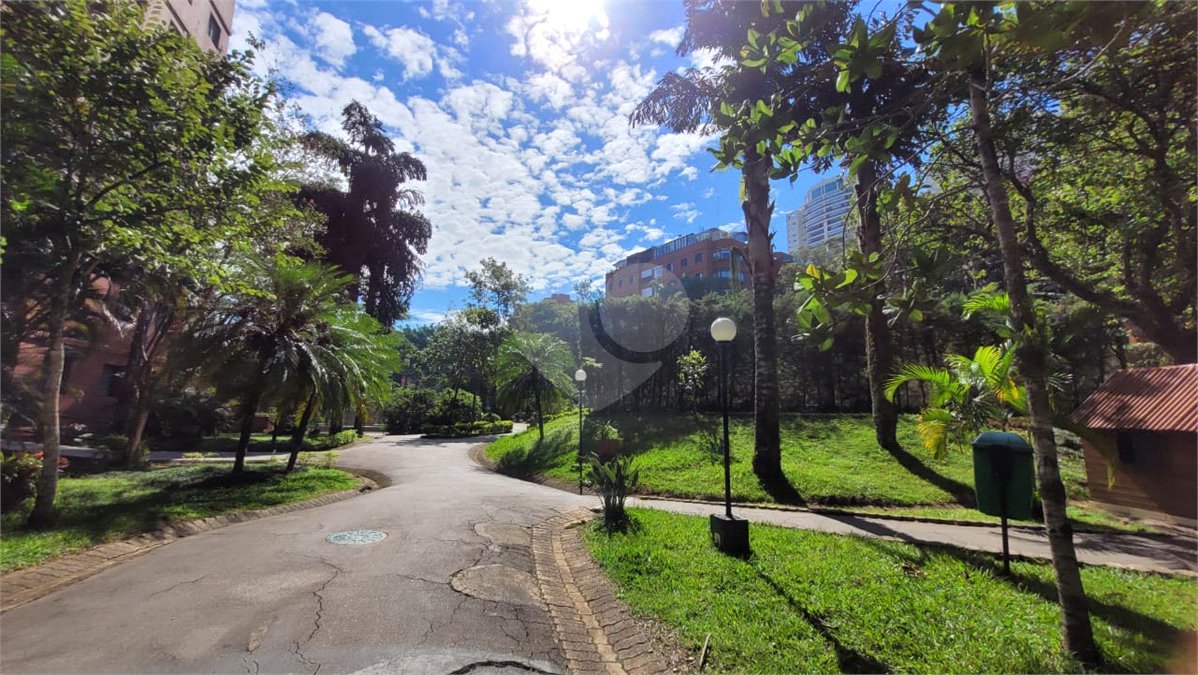 Apartamento à venda com 3 quartos em Jardim Marajoara, São Paulo, SP