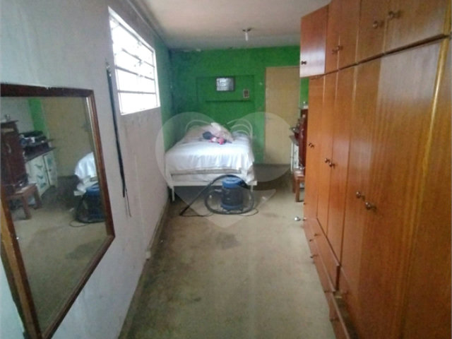 Sobrado à venda com 3 quartos, sendo 1 suíte,  em Vila Mazzei, São Paulo, SP