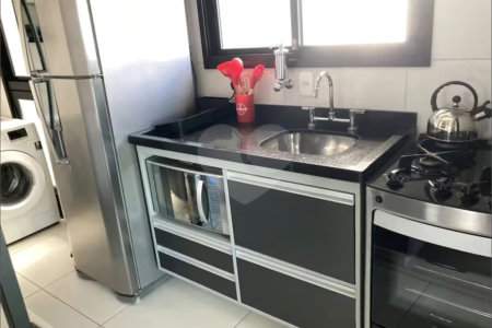 Apartamento para alugar com 2 quartos, sendo 1 suíte,  em Pinheiros, São Paulo, SP
