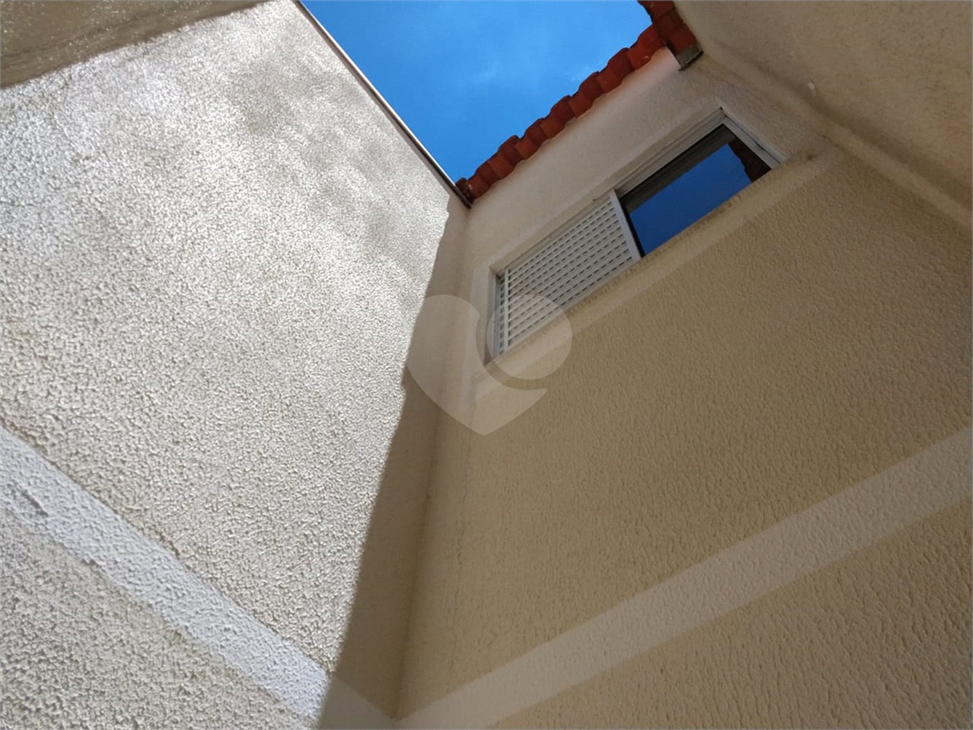 Casa à venda com 2 quartos, sendo 1 suíte, no condomínio Tanque Velho, São Paulo - SP