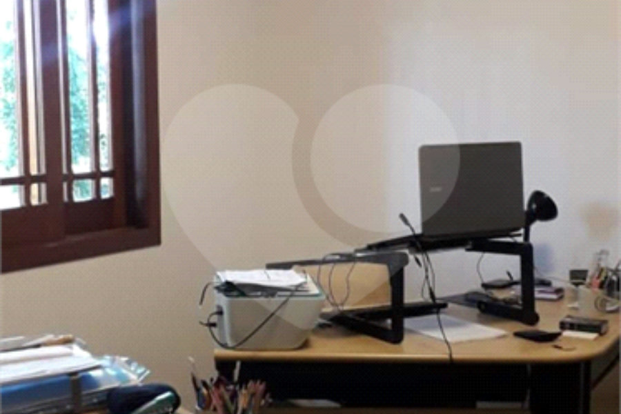 Casa à venda com 3 quartos, sendo 4 suítes,  no condomínio Alpes da Cantareira, Mairiporã - SP