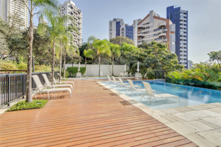 Apartamento à venda com 3 quartos, sendo 1 suíte, em Morumbi, São Paulo, SP