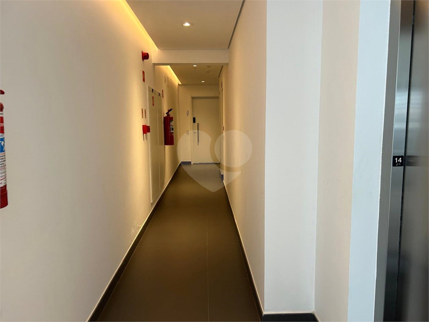 Apartamento à venda com 2 suítes em Cerqueira César, São Paulo, SP