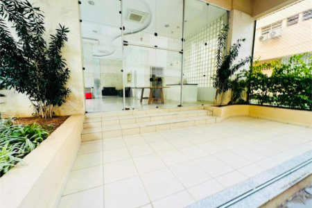 Apartamento à venda ou para alugar com 4 quartos, sendo 1 suíte, em Itaim Bibi, São Paulo, SP