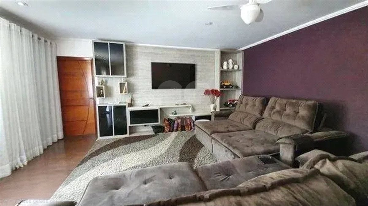 Chácara à venda com 3 quartos, sendo 2 suítes, em Santa Cândida, Vinhedo, SP