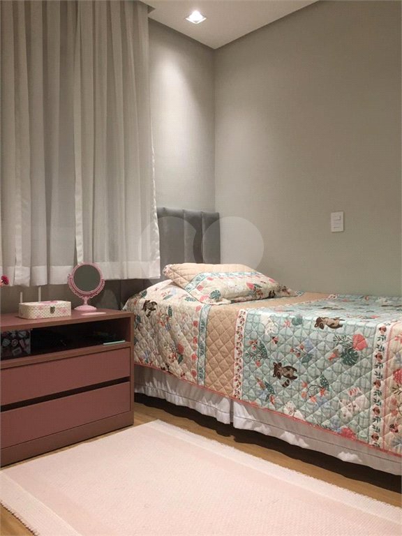 Apartamento à venda com 4 suítes em Vila Oliveira, Mogi das Cruzes, SP